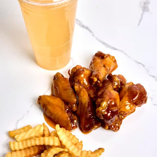 Wing Combo with Fry.